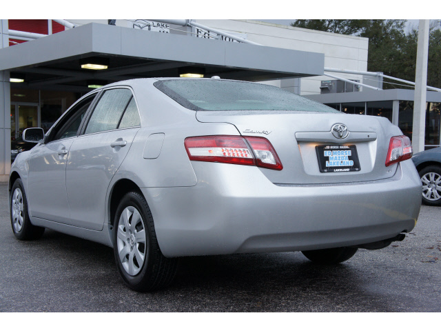 Toyota Camry 2011 photo 2