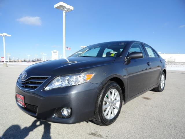 Toyota Camry 2011 photo 2