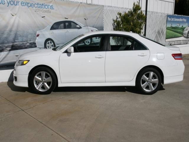 Toyota Camry 2011 photo 4