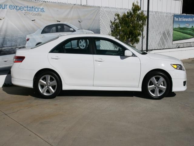 Toyota Camry 2011 photo 1