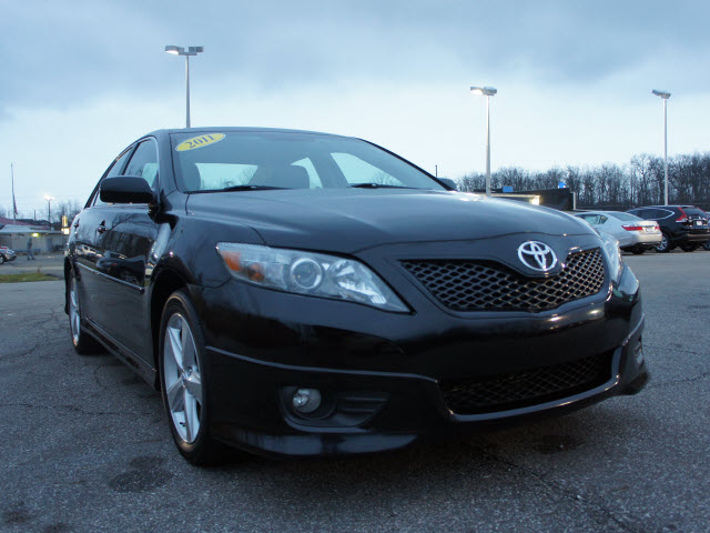 Toyota Camry 2011 photo 1