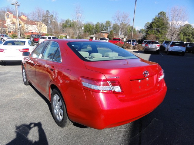 Toyota Camry 2011 photo 2
