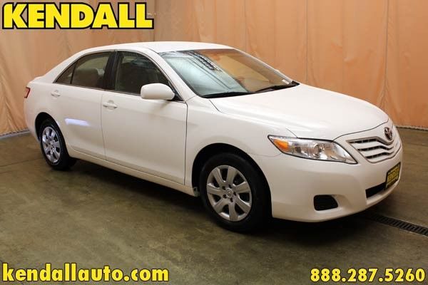 Toyota Camry 2011 photo 2