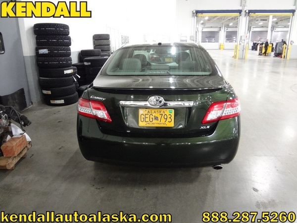 Toyota Camry 2011 photo 2