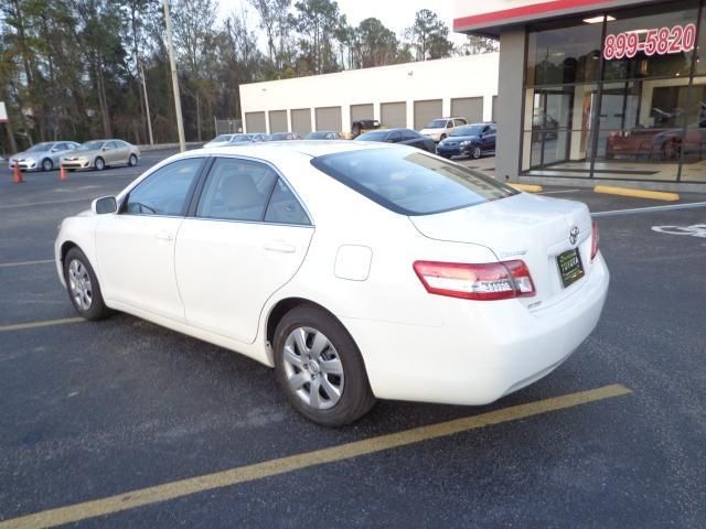 Toyota Camry 2011 photo 2