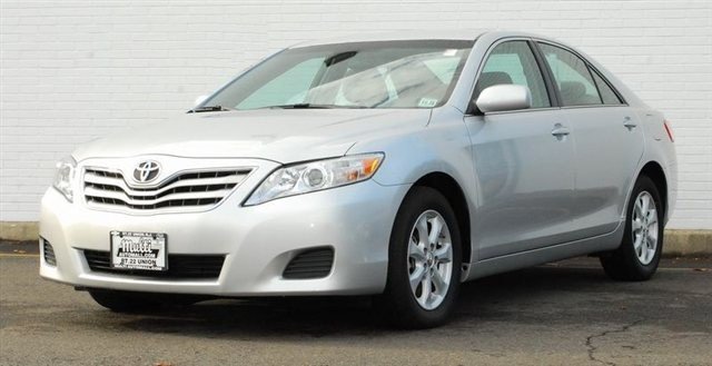 Toyota Camry 2011 photo 2