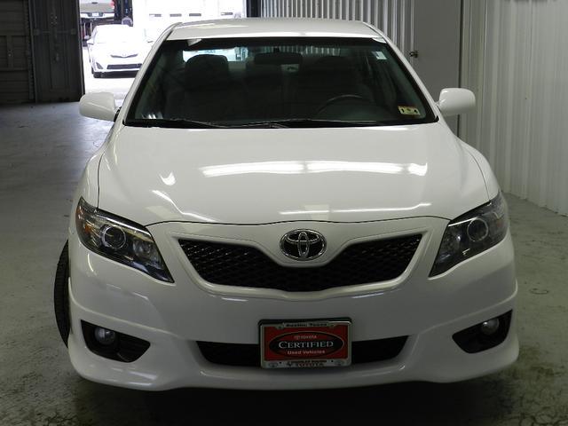 Toyota Camry 2011 photo 1