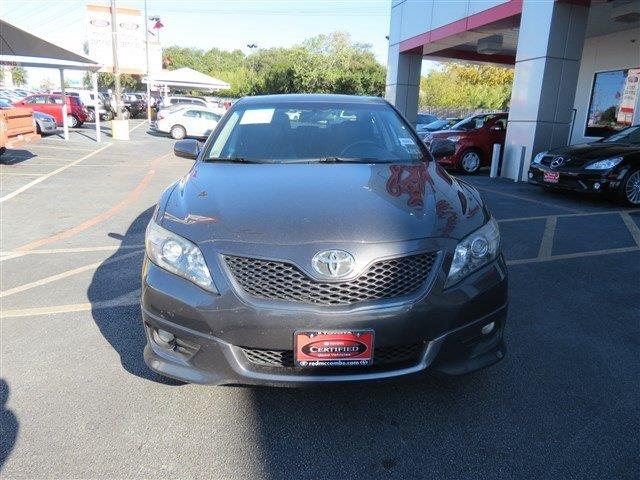 Toyota Camry 2011 photo 2