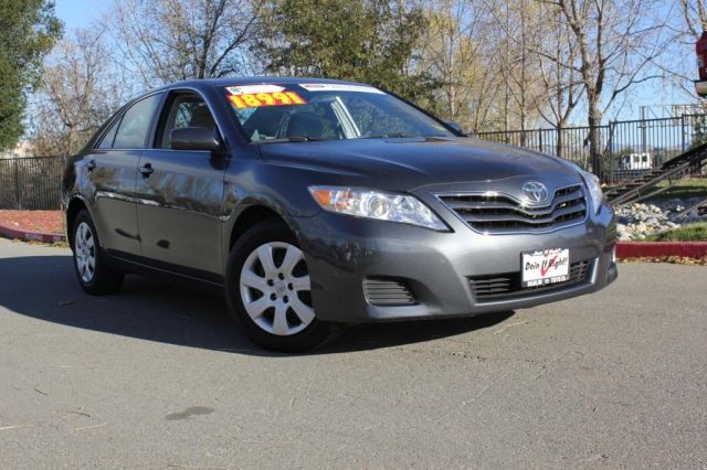 Toyota Camry 2011 photo 1