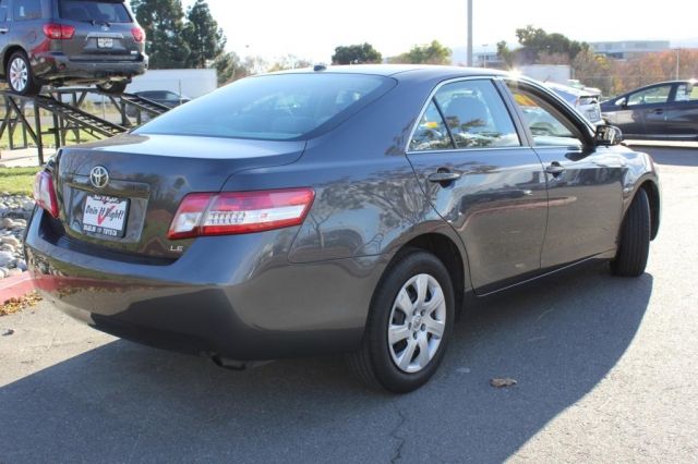 Toyota Camry 2011 photo 4