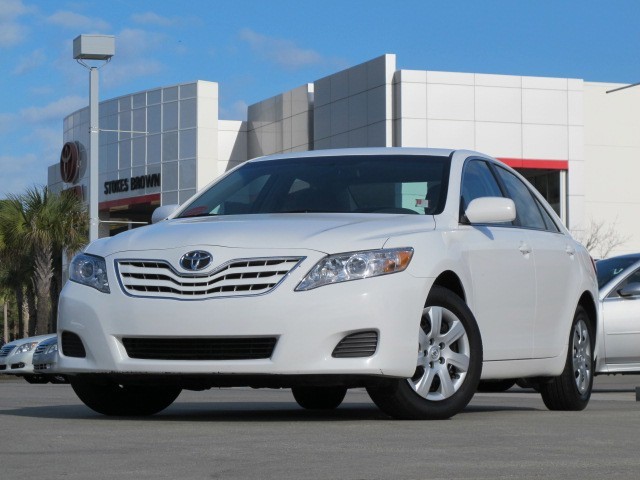 Toyota Camry 2011 photo 1