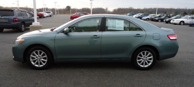 Toyota Camry 2011 photo 1