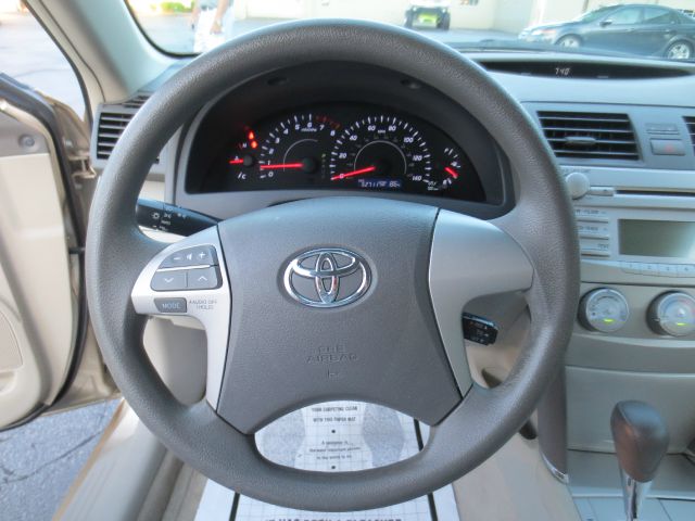 Toyota Camry 2011 photo 14