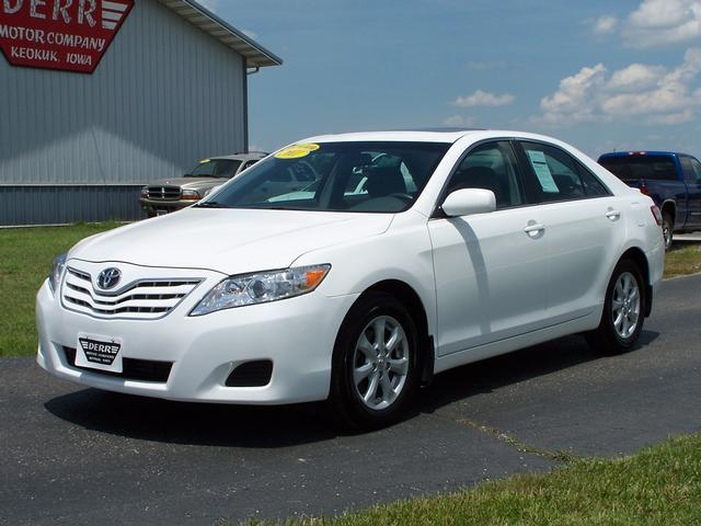 Toyota Camry 2011 photo 2