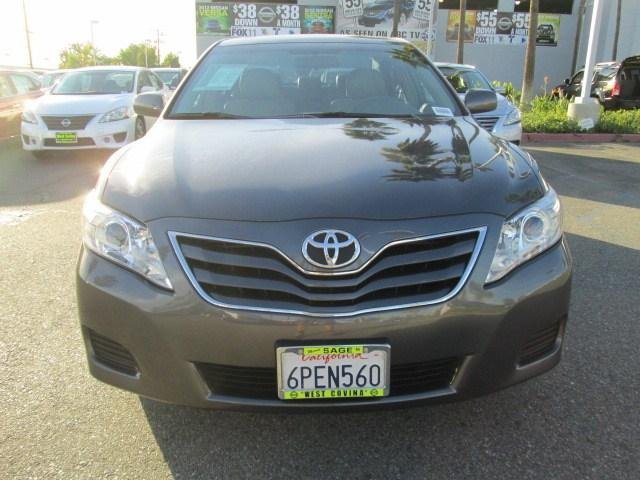 Toyota Camry 2011 photo 2
