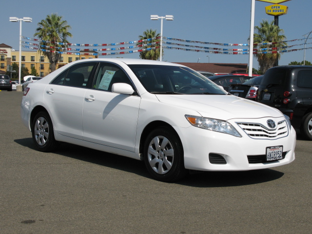 Toyota Camry 2011 photo 1
