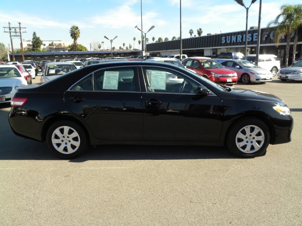 Toyota Camry 2011 photo 2