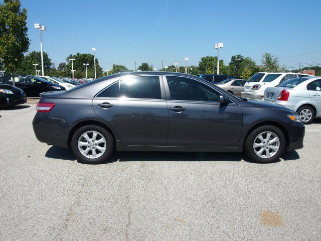 Toyota Camry 2011 photo 1