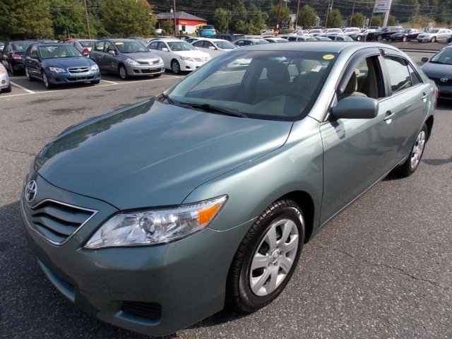 Toyota Camry 2011 photo 2