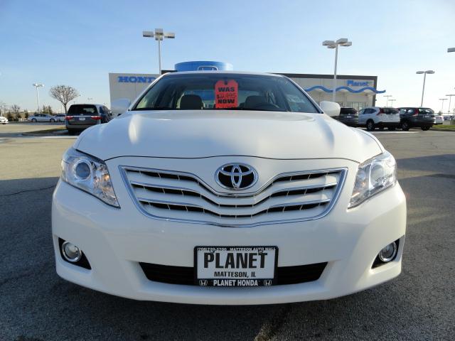 Toyota Camry 2011 photo 1