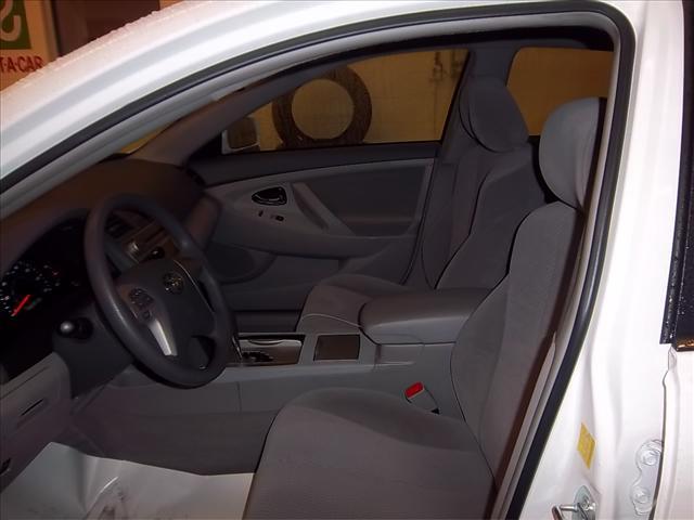 Toyota Camry 2011 photo 2