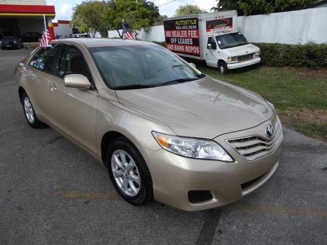 Toyota Camry 2011 photo 2