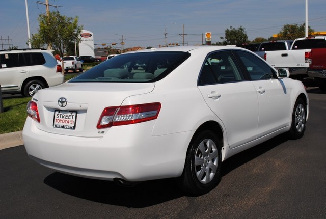 Toyota Camry 2011 photo 4