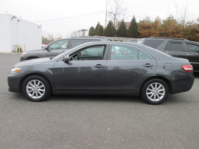 Toyota Camry 2011 photo 1