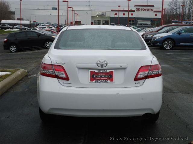Toyota Camry 2011 photo 4