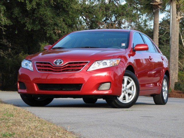 Toyota Camry 2011 photo 1