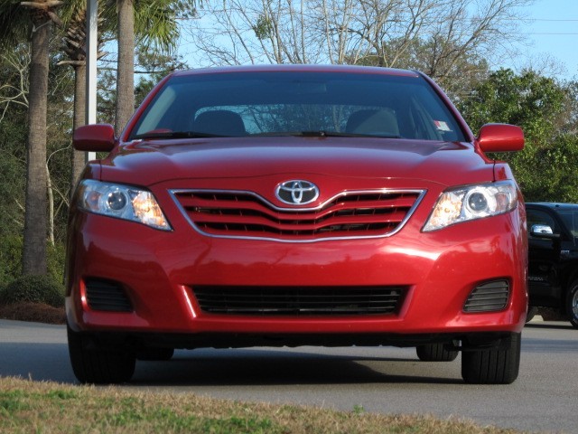 Toyota Camry 2011 photo 2