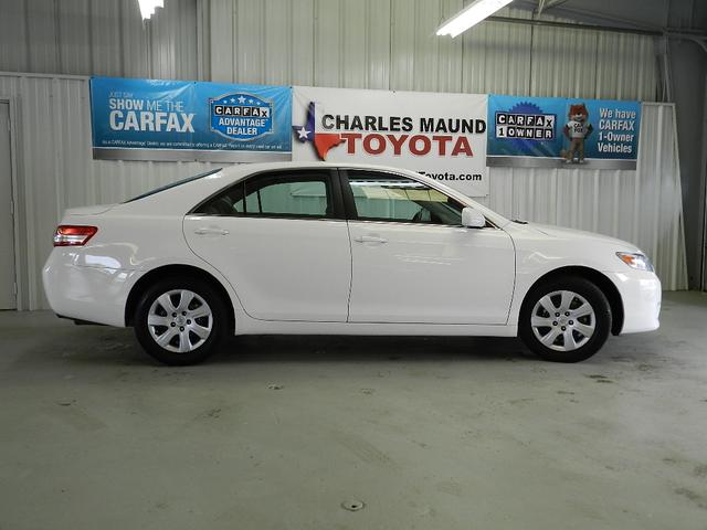 Toyota Camry 2011 photo 2