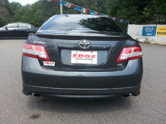 Toyota Camry 2011 photo 1