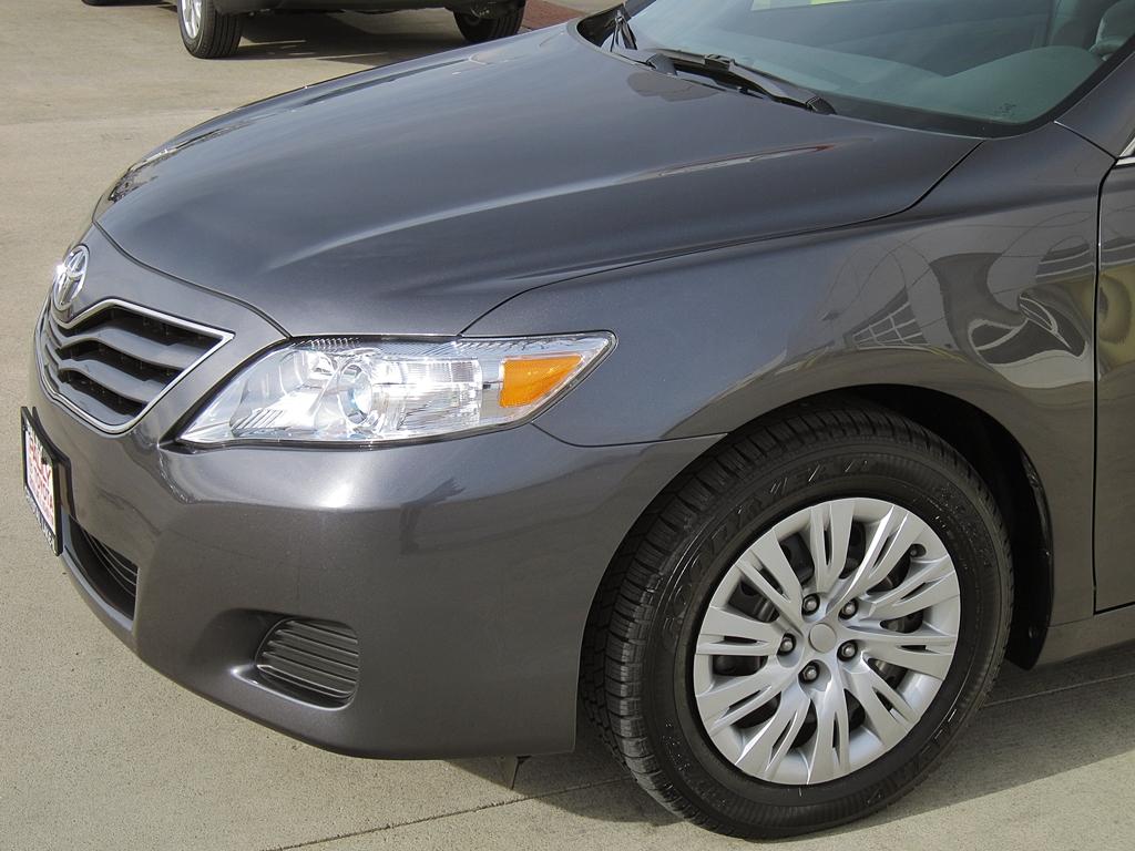 Toyota Camry 2011 photo 1