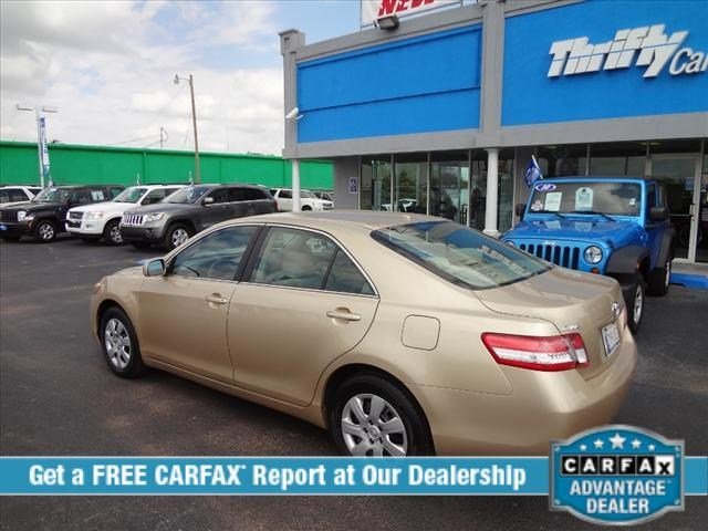 Toyota Camry 2011 photo 2