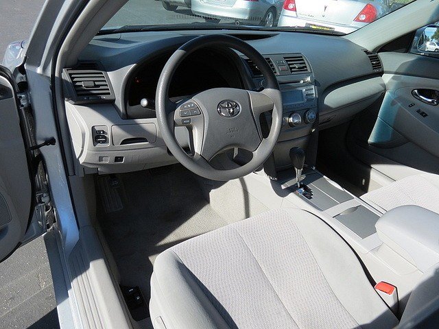 Toyota Camry 2011 photo 2
