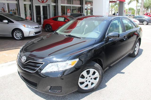 Toyota Camry 2011 photo 2