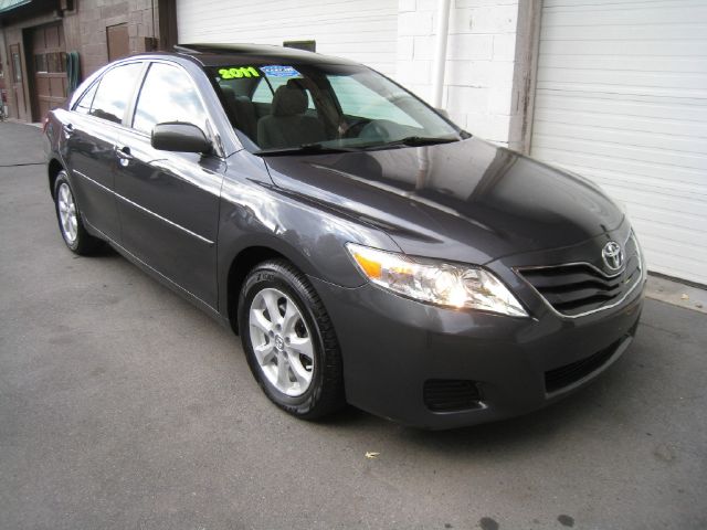 Toyota Camry 2011 photo 2