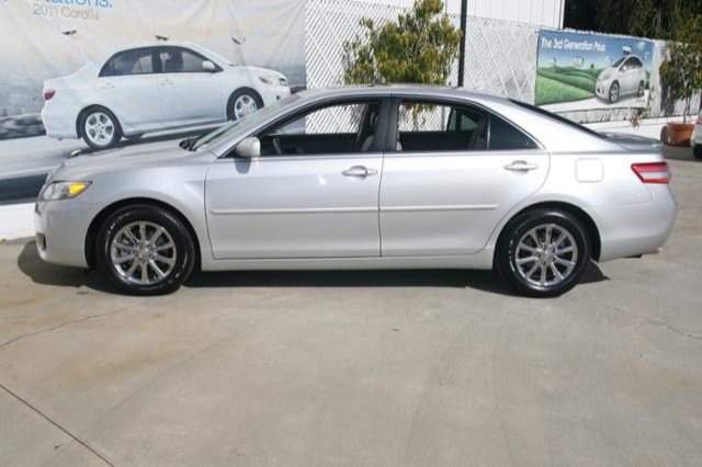 Toyota Camry 2011 photo 4