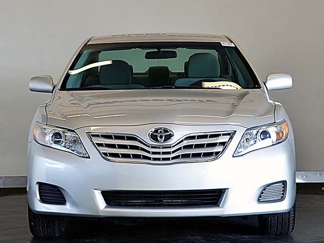 Toyota Camry 2011 photo 1