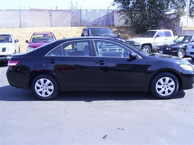Toyota Camry 2011 photo 3