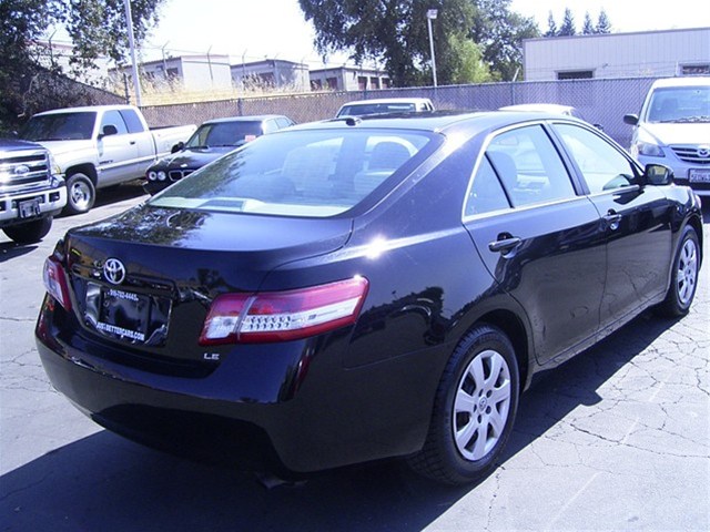 Toyota Camry 2011 photo 4
