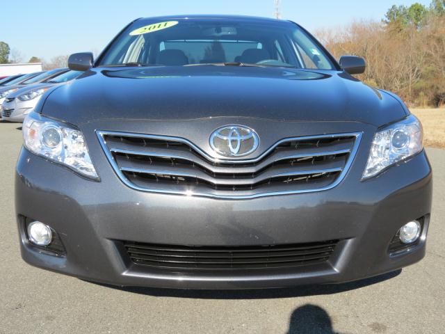 Toyota Camry 2011 photo 1