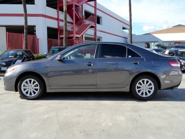 Toyota Camry 2011 photo 1