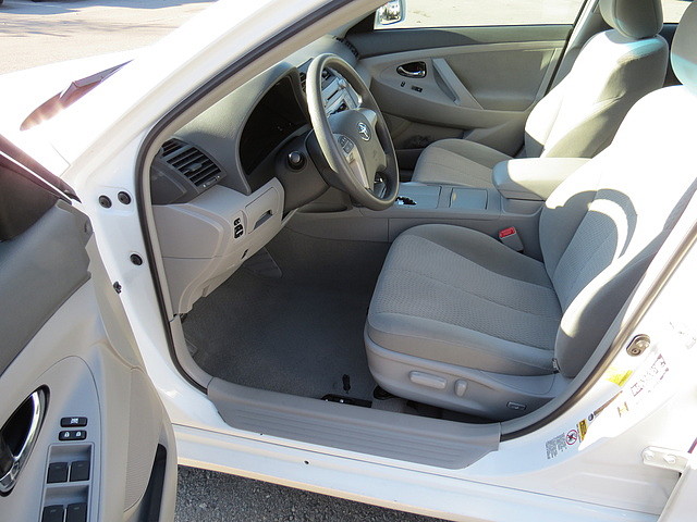 Toyota Camry 2011 photo 2