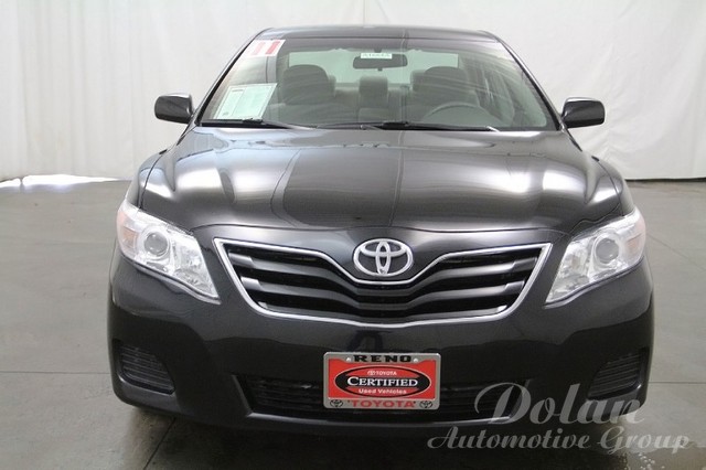Toyota Camry 2011 photo 1