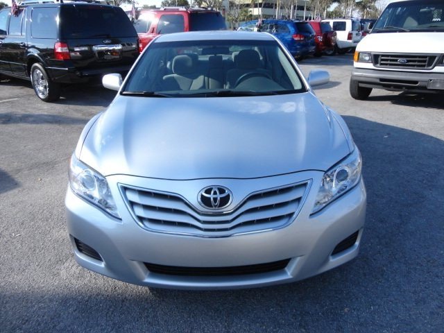 Toyota Camry 2011 photo 1