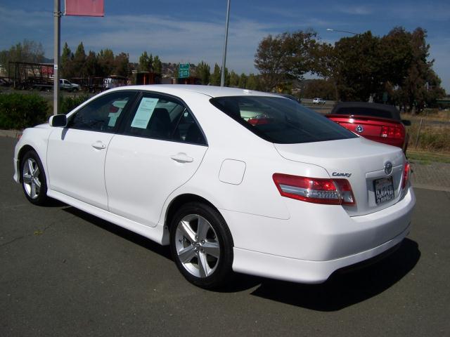 Toyota Camry 2011 photo 4