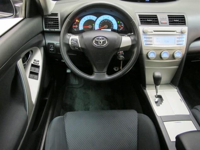 Toyota Camry 2011 photo 22