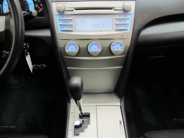 Toyota Camry 2011 photo 23